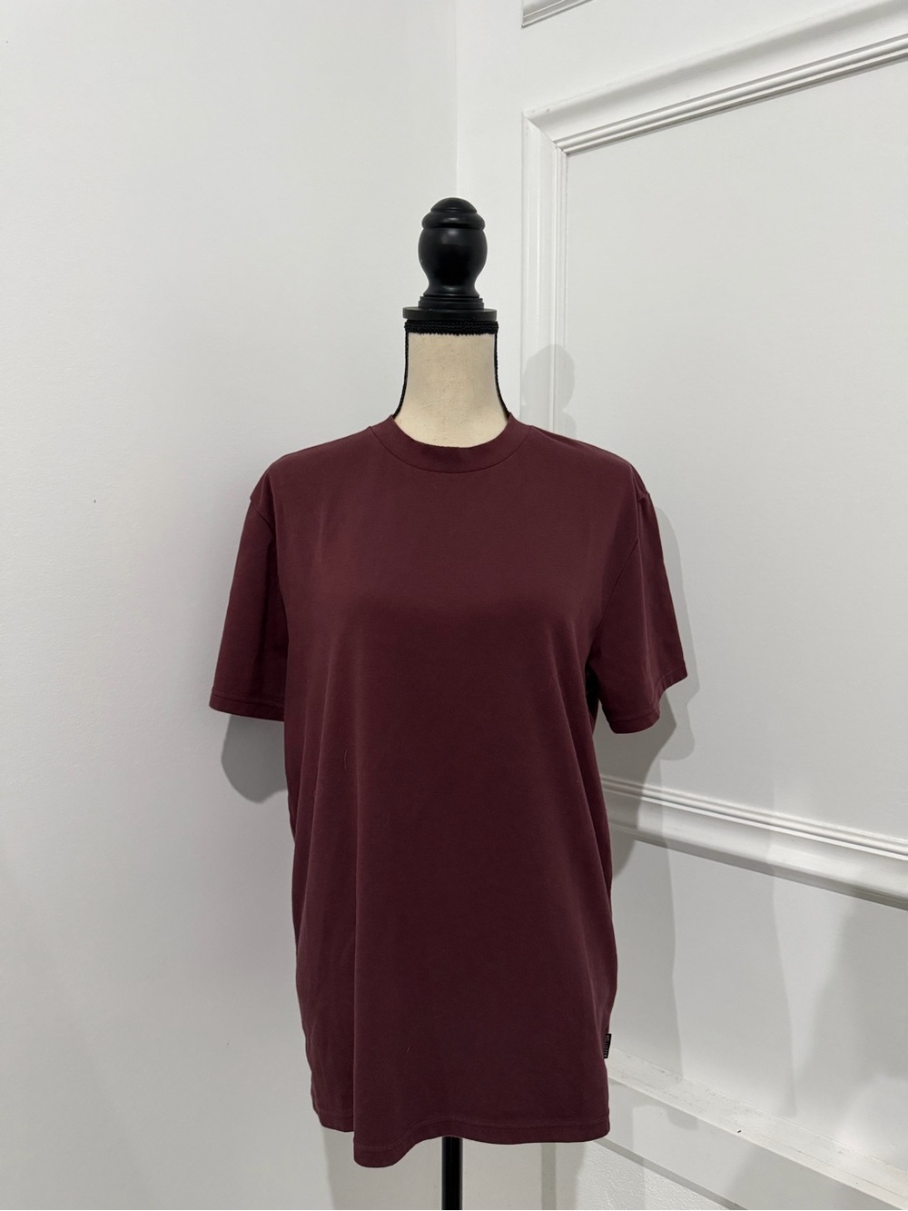 Hollister Men's Short Sleeve Crewneck Tee - Maroon